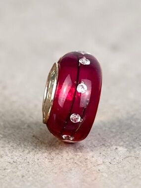 NEW Chamilia City Lights Fuchsia Pink Inclusion Murano Glass Bracelet Charm Bead